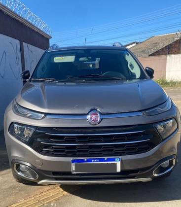 FIAT TORO 2.0 16V TURBO DIESEL VOLCANO 4WD AT9